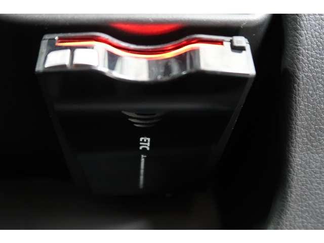 ｅＫカスタム Ｍ　２ＷＤ　禁煙　メモリーナビ　フルセグ　ＥＴＣ（3枚目）