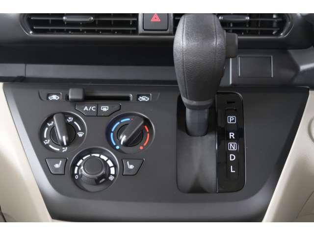 インパネシフト　ＣＶＴオートマ