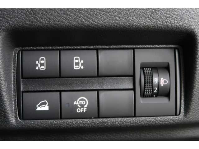 デリカミニ Ｔ　プレミアム　禁煙　社有車　９型メモリーナビ　全方位（14枚目）