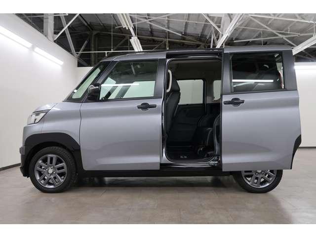 デリカミニ Ｔ　プレミアム　禁煙　社有車　９型メモリーナビ　全方位（19枚目）