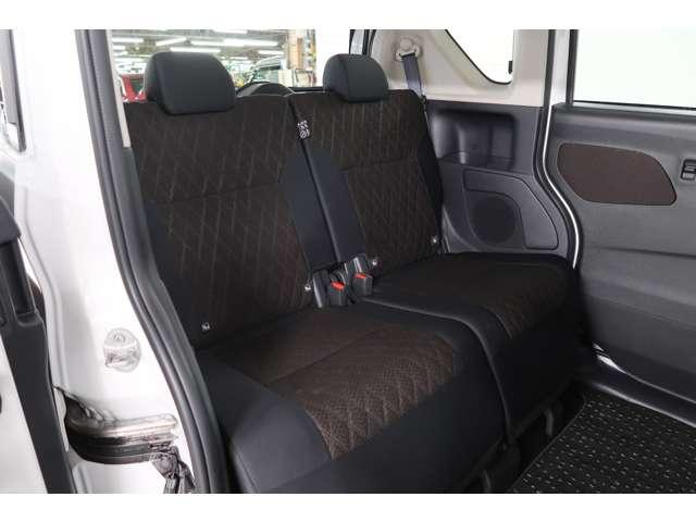 ｅＫクロススペース Ｔ　２ＷＤ　禁煙　ターボ　９型ナビ　先進安全ＰＫＧ（9枚目）