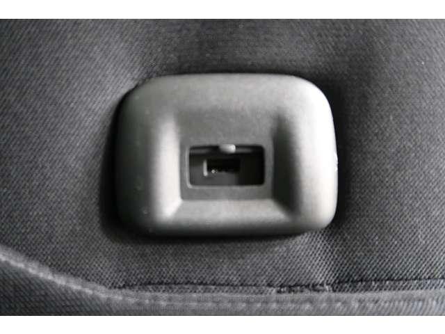 ｅＫクロススペース Ｔ　２ＷＤ　禁煙　ターボ　９型ナビ　先進安全ＰＫＧ（17枚目）