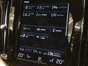 LIBERALAでは複数のメーカーのお車をワンストップで乗り比べしていただける輸入車ブランド店舗です。お気軽にお立ち寄りいただき心ゆくまでその性能をご堪能してください。