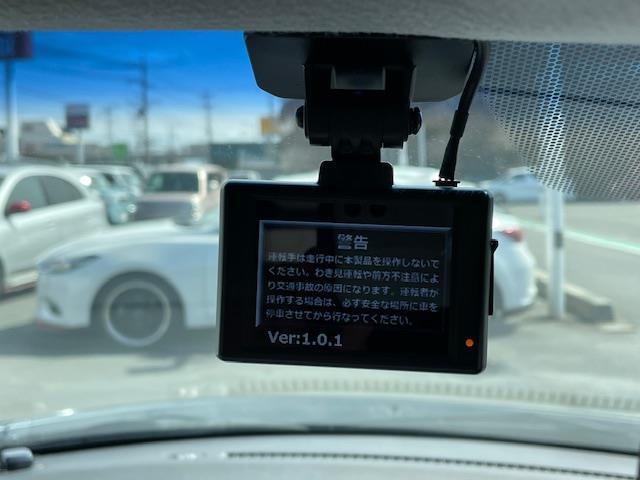 α　ナビ　ＴＶ　Ｂｌｕｅｔｏｏｔｈ　バックカメラ　ＨＩＤ　禁煙　スマートキー(7枚目)