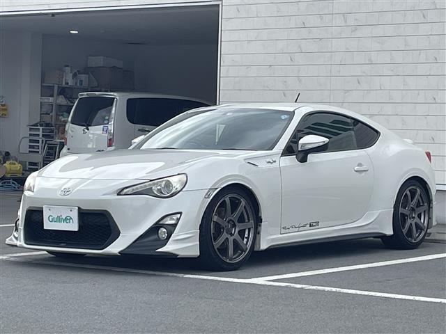 ８６ ＧＴ　ＴＲＤフルエアロ　ＴＥＩＮ車高調　ＥＮＫＥＩアルミ　イクリプスナビ　バックカメラ　Ｂｌｕｅｔｏｏｔｈ　フルセグＴＶ　ＤＶＤ再生　ＴＲＤマフラー　ＨＩＤヘッドライト　スペアキー　ＥＴＣ（28枚目）