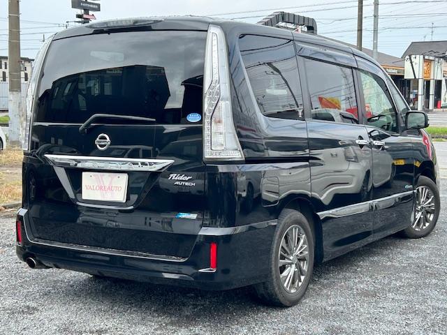 セレナ ライダー S-ハイブリッド 純正ナビ/地デジ パワースライドドア(2枚目)