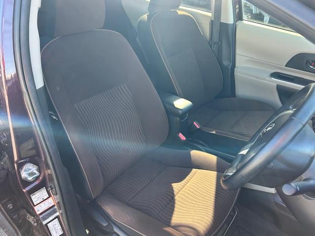 アクア Ｇ　純正ナビ／地デジ　バックモニター　スマートキー（8枚目）