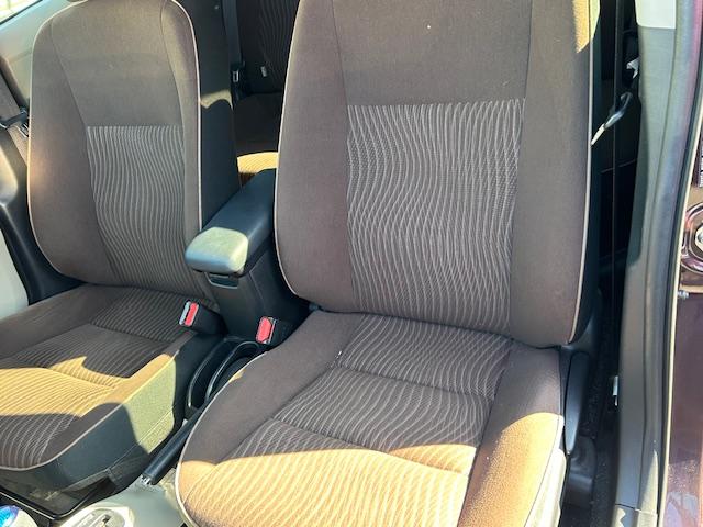 アクア Ｇ　純正ナビ／地デジ　バックモニター　スマートキー（9枚目）