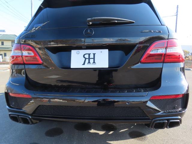 Ｍクラス ＭＬ６３　ＡＭＧ　ＭＬ３６ＡＭＧ　修復歴なし　純正ナビ　ＤＴＶ　ＷＳＲ　Ｂカメラ　ＡＬＰＩＮＥリアモニター　ＥＴＣ　クルコン　パドルシフト　黒革シート　社外可変式マフラー　ＡＭＧＲＩＤＥＣｏｎｔｒｏｌ調整　オールペン車（64枚目）