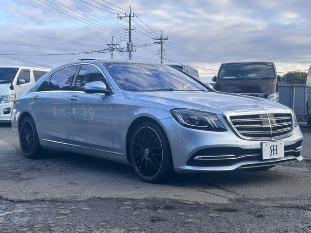 Ｓクラス Ｓ４００ｄロング　純正ナビ　フルセグＴＶ　Ｂｌｕｅｔｏｏｔｈ　Ｂｕｒｍｅｓｔｅｒ　３６０°カメラ　クルコン　前席シートマッサージ　サンルーフ　ＥＴＣ　アンビエントライト　ＬＥＤヘッドライト　社外２０インチＡＷ（14枚目）