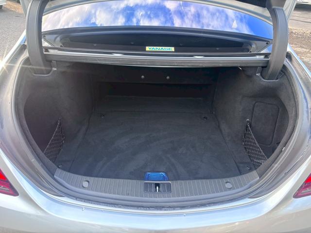 Ｓクラス Ｓ４００ｄロング　純正ナビ　フルセグＴＶ　Ｂｌｕｅｔｏｏｔｈ　Ｂｕｒｍｅｓｔｅｒ　３６０°カメラ　クルコン　前席シートマッサージ　サンルーフ　ＥＴＣ　アンビエントライト　ＬＥＤヘッドライト　社外２０インチＡＷ（37枚目）