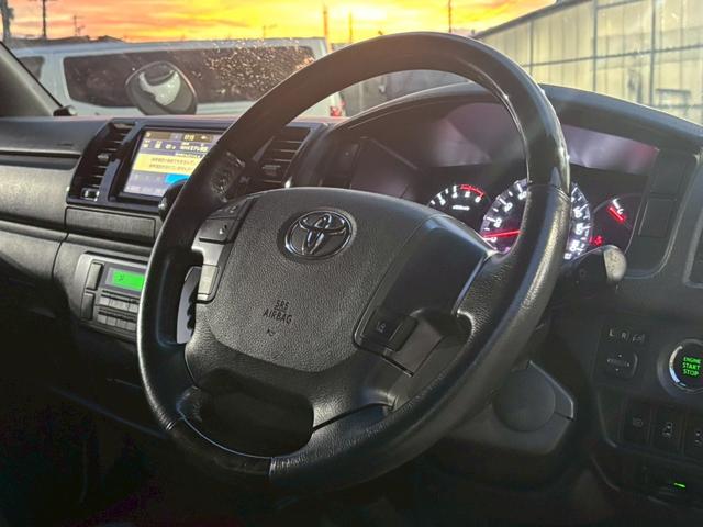 ハイエースバン ロングスーパーGL ダークプライムII 純正ナビ フルセグTV Bluetooth バックカメラ リアヒーター&クーラー プリクラッシュセーフティ オートマチックハイビーム 両側パワースライドドア ETC2.0 LEDヘッドライト&フォグ(28枚目)