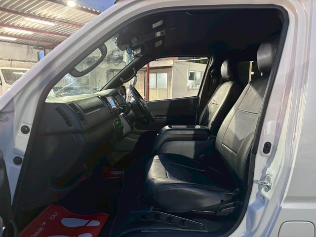 ハイエースバン ロングスーパーGL ダークプライムII 純正ナビ フルセグTV Bluetooth バックカメラ リアヒーター&クーラー プリクラッシュセーフティ オートマチックハイビーム 両側パワースライドドア ETC2.0 LEDヘッドライト&フォグ(29枚目)