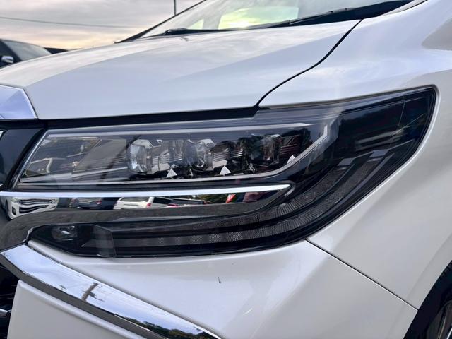 アルファードハイブリッド エグゼクティブラウンジS 純正Tコネクトナビ JBLプレミアムサウンド 全方位カメラ レーダークルーズコントロール ETC2.0 ベージュレザーシート Wサンルーフ 3眼LEDヘッドライト 純正17インチアルミ(18枚目)