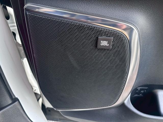 アルファードハイブリッド エグゼクティブラウンジS 純正Tコネクトナビ JBLプレミアムサウンド 全方位カメラ レーダークルーズコントロール ETC2.0 ベージュレザーシート Wサンルーフ 3眼LEDヘッドライト 純正17インチアルミ(67枚目)