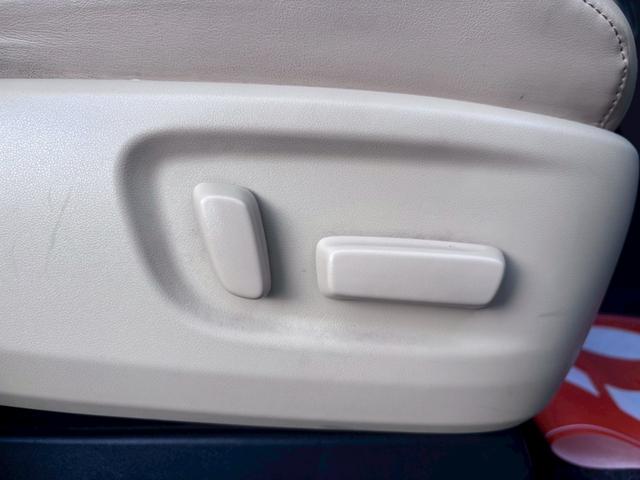 アルファードハイブリッド エグゼクティブラウンジS 純正Tコネクトナビ JBLプレミアムサウンド 全方位カメラ レーダークルーズコントロール ETC2.0 ベージュレザーシート Wサンルーフ 3眼LEDヘッドライト 純正17インチアルミ(71枚目)