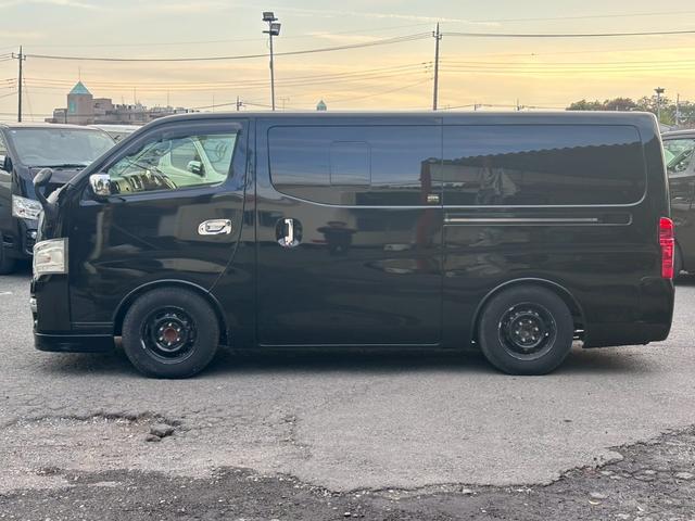 NV350キャラバンバン ロングプレミアムGXターボ 純正ナビ フルセグTV Bluetooth リアクーラー&リアヒーター 電動格納ミラー スマートキー&プッシュスタート スノースイッチ ヒートスイッチ DPF再生スイッチ HIDヘッドライト&フォグ(14枚目)