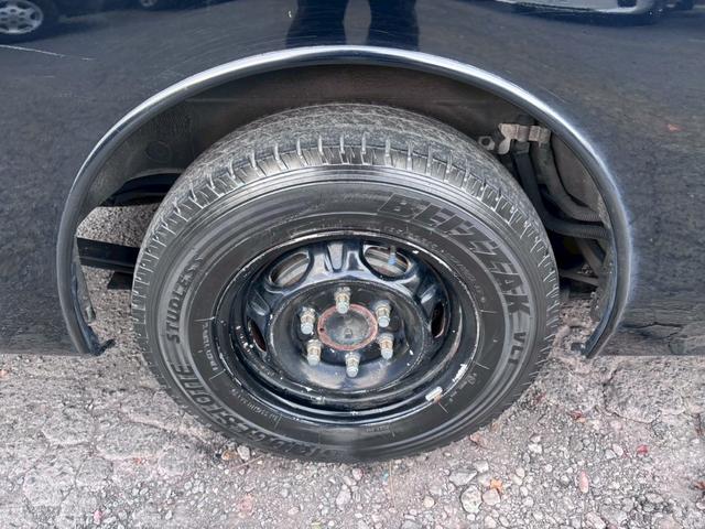 NV350キャラバンバン ロングプレミアムGXターボ 純正ナビ フルセグTV Bluetooth リアクーラー&リアヒーター 電動格納ミラー スマートキー&プッシュスタート スノースイッチ ヒートスイッチ DPF再生スイッチ HIDヘッドライト&フォグ(22枚目)