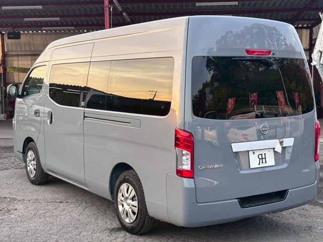 キャラバン ＳロングＥＸ　登録済み未使用車　社外ディスプレイオーディオ　Ｂｌｕｅｔｏｏｔｈ　アラウンドビューモニター　ステアリングスイッチ　レーダークルコン　電動格納ミラー　レベライザー　デジタルインナーミラー　エマブレ（11枚目）