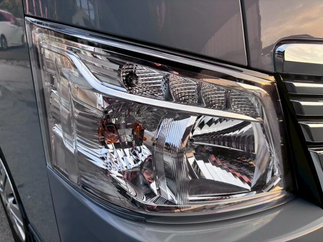 キャラバン ＳロングＥＸ　登録済み未使用車　社外ディスプレイオーディオ　Ｂｌｕｅｔｏｏｔｈ　アラウンドビューモニター　ステアリングスイッチ　レーダークルコン　電動格納ミラー　レベライザー　デジタルインナーミラー　エマブレ（17枚目）