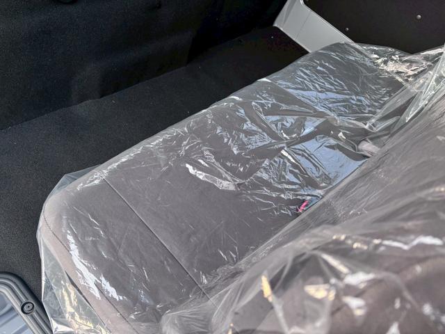 キャラバン ＳロングＥＸ　登録済み未使用車　社外ディスプレイオーディオ　Ｂｌｕｅｔｏｏｔｈ　アラウンドビューモニター　ステアリングスイッチ　レーダークルコン　電動格納ミラー　レベライザー　デジタルインナーミラー　エマブレ（33枚目）