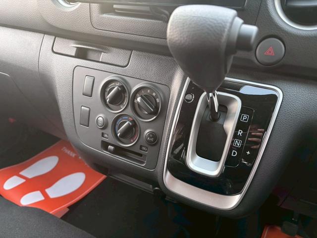 キャラバン ＳロングＥＸ　登録済み未使用車　社外ディスプレイオーディオ　Ｂｌｕｅｔｏｏｔｈ　アラウンドビューモニター　ステアリングスイッチ　レーダークルコン　電動格納ミラー　レベライザー　デジタルインナーミラー　エマブレ（48枚目）