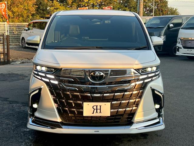 アルファードハイブリッド エグゼクティブラウンジ　純正ナビ　ＪＢＬ　全方位カメラ　ヘッドアップディスプレイ　トヨタチームメイト　デジタルインナーミラー　ＥＴＣ２．０　　ムーンルーフ　モデリスタフルエアロ　モデリスタマフラー　ＬＥＤリフレクター（6枚目）