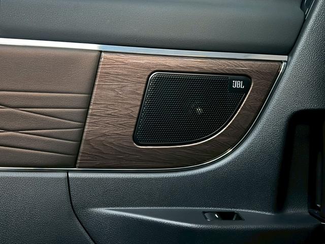 アルファードハイブリッド エグゼクティブラウンジ　純正ナビ　ＪＢＬ　全方位カメラ　ヘッドアップディスプレイ　トヨタチームメイト　デジタルインナーミラー　ＥＴＣ２．０　　ムーンルーフ　モデリスタフルエアロ　モデリスタマフラー　ＬＥＤリフレクター（46枚目）