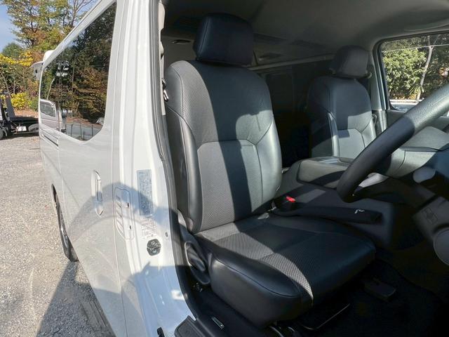 キャラバン ロングプレミアムＧＸプロスタイル　純正ナビ　フルセグＴＶ　Ｂｌｕｅｔｏｏｔｈ　アラウンドビュー　リアヒーター＆クーラー　ＬＥＤヘッド　ＨＥＡＴスイッチ　ＤＰＦ再生　電動格納ミラー　ＥＴＣ　デジタルインナーミラー　純正１５インチＡＷ（26枚目）
