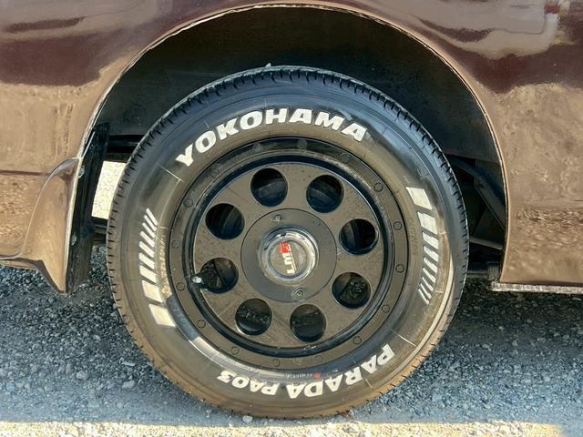 キャラバンワゴン ＧＸ　純正ナビ　フルセグＴＶ　Ｂｌｕｅｔｏｏｔｈ　リアヒーター＆クーラー　片側パワスラ　エマブレ　デジタルインナーミラー　アラウンドビュー　ＥＴＣ　ＬＥＤヘッドライト＆フォグライト　社外１６インチＡＷ（21枚目）