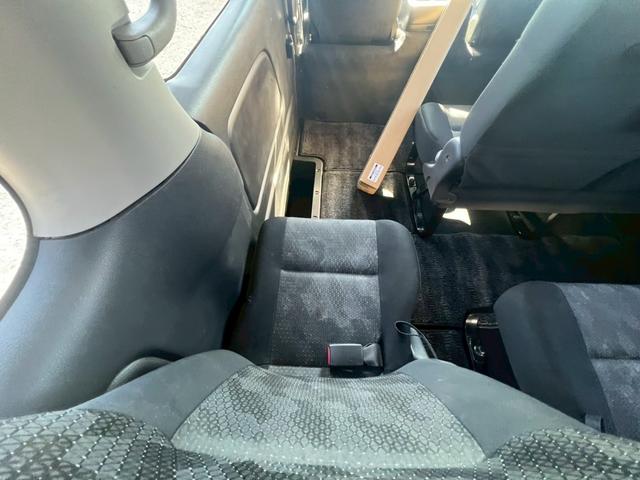 キャラバンワゴン ＧＸ　純正ナビ　フルセグＴＶ　Ｂｌｕｅｔｏｏｔｈ　リアヒーター＆クーラー　片側パワスラ　エマブレ　デジタルインナーミラー　アラウンドビュー　ＥＴＣ　ＬＥＤヘッドライト＆フォグライト　社外１６インチＡＷ（40枚目）