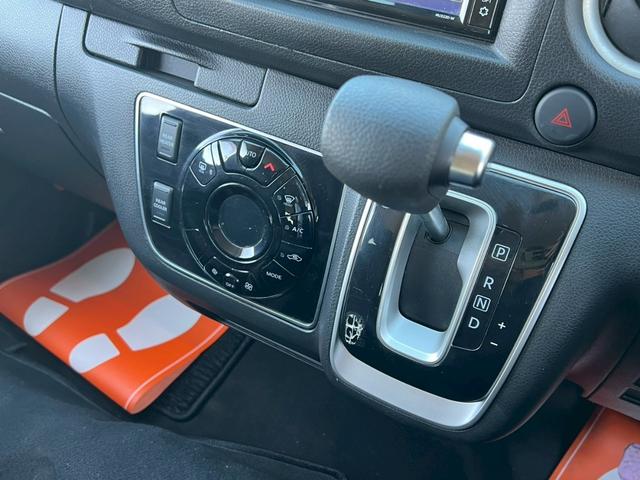 キャラバンワゴン ＧＸ　純正ナビ　フルセグＴＶ　Ｂｌｕｅｔｏｏｔｈ　リアヒーター＆クーラー　片側パワスラ　エマブレ　デジタルインナーミラー　アラウンドビュー　ＥＴＣ　ＬＥＤヘッドライト＆フォグライト　社外１６インチＡＷ（53枚目）