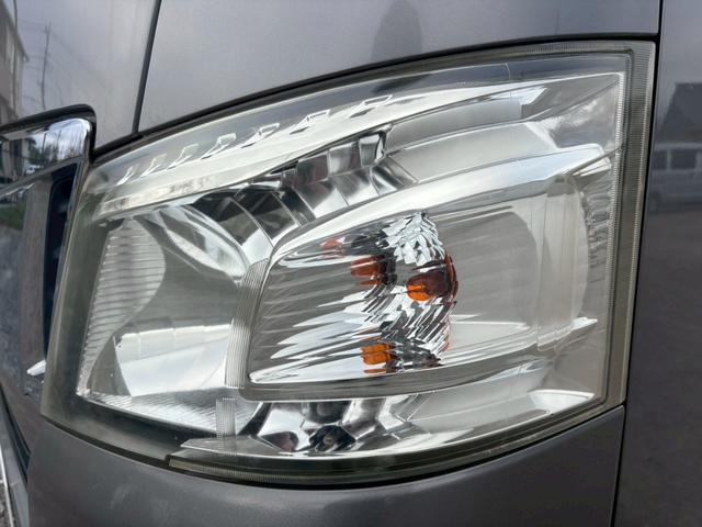 ＮＶ３５０キャラバンバン ロングプレミアムＧＸ　純正ナビ　フルセグＴＶ　Ｂｌｕｅｔｏｏｔｈ　バックカメラ　リアヒーター＆リアクーラー　スマートキー＆プッシュスタート　スノースイッチ　電動格納ミラー　レベライザー　ＥＴＣ（18枚目）