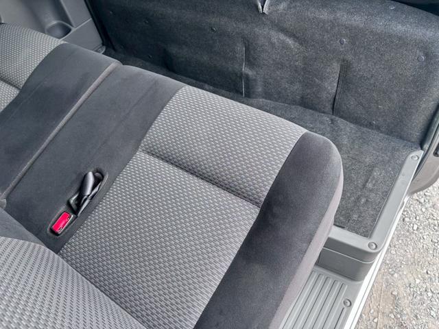 ＮＶ３５０キャラバンバン ロングプレミアムＧＸ　純正ナビ　フルセグＴＶ　Ｂｌｕｅｔｏｏｔｈ　バックカメラ　リアヒーター＆リアクーラー　スマートキー＆プッシュスタート　スノースイッチ　電動格納ミラー　レベライザー　ＥＴＣ（33枚目）