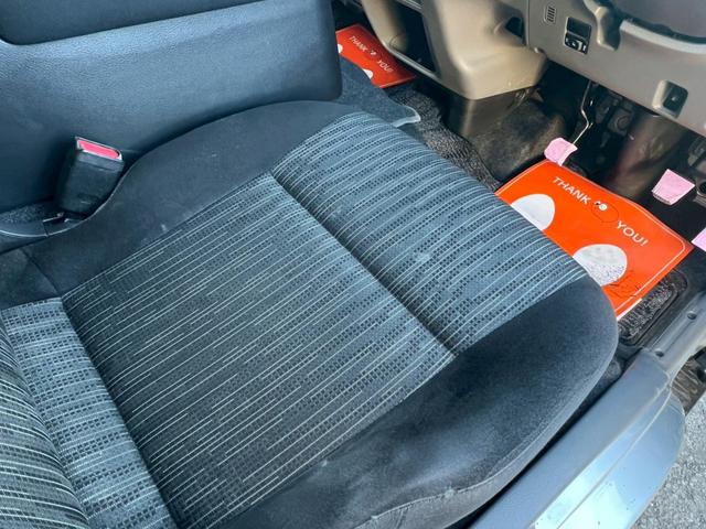 NV350キャラバンバン ロングプレミアムGX 純正ナビ フルセグTV Bluetooth デジタルインナーミラー アラウンドビュー リアヒーター&クーラー 片側パワスラ スノースイッチ エマブレ ETC LEDヘッドライト&フォグ(25枚目)