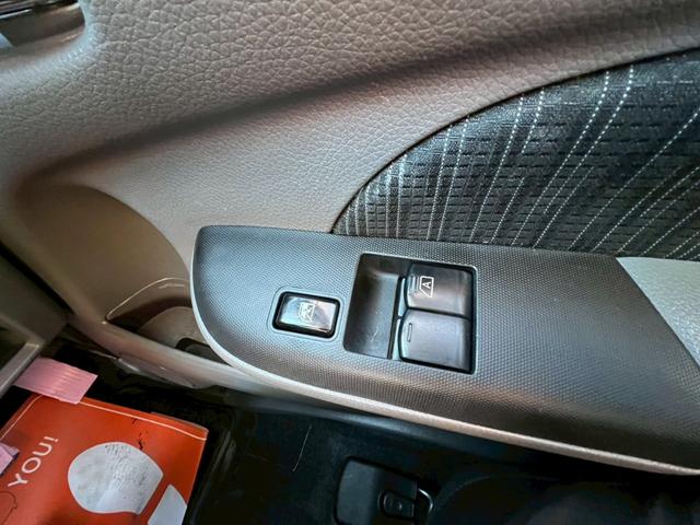 NV350キャラバンバン ロングプレミアムGX 純正ナビ フルセグTV Bluetooth デジタルインナーミラー アラウンドビュー リアヒーター&クーラー 片側パワスラ スノースイッチ エマブレ ETC LEDヘッドライト&フォグ(56枚目)