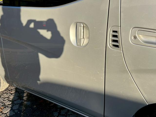 NV350キャラバンバン ロングプレミアムGX 純正ナビ フルセグTV Bluetooth デジタルインナーミラー アラウンドビュー リアヒーター&クーラー 片側パワスラ スノースイッチ エマブレ ETC LEDヘッドライト&フォグ(62枚目)