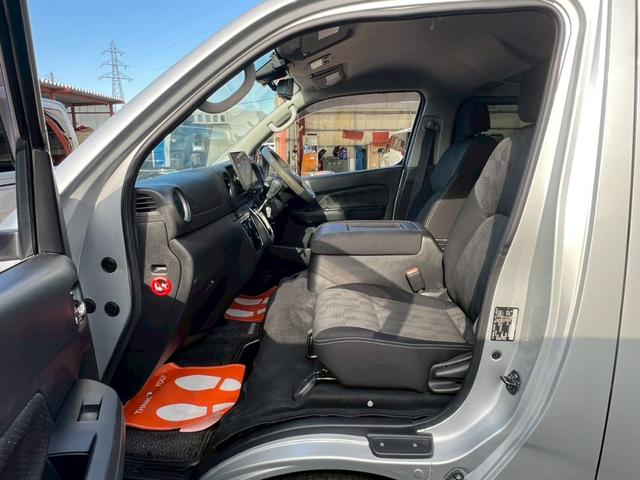 キャラバン ロングプレミアムGX 5人乗り 社外ディスプレイオーディオ Bluetooth リアヒーター&クーラー アラウンドビュー HEATスイッチ DPF再生スイッチ デジタルインナーミラー LEDオートライト 社外15インチAW(29枚目)