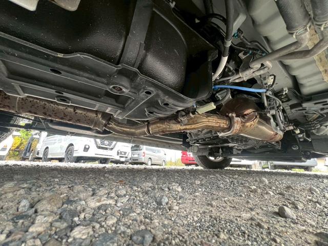 キャラバン ロングプレミアムGX 5人乗り 社外ディスプレイオーディオ Bluetooth リアヒーター&クーラー アラウンドビュー HEATスイッチ DPF再生スイッチ デジタルインナーミラー LEDオートライト 社外15インチAW(70枚目)