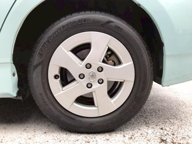 プリウス Ｓ　ユーザー様直接仕入れ車両　純正ナビ　バックモニター　フォグランプ　純正１５インチアルミ　ステアスイッチ　オートライト　電動格納ミラー　シートバックポケット　プッシュスタート　スマートキー　ＥＴＣ車載器（64枚目）