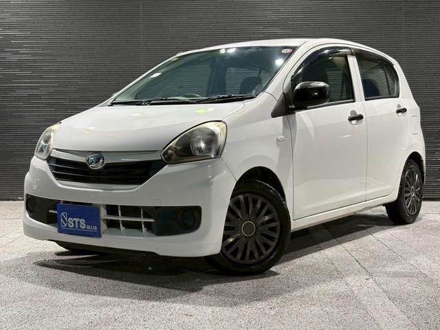 ミライース Ｄ　ユーザー様直接仕入れ車両　ＦＩＺＺ追加２連メーター　１４インチホイールキャップ　純正オーディオ　ＡＵＸ入力端子　マニュアルエアコン　パワーウィンドウ　バニティミラー　アイドリングストップ　車検整備付き（15枚目）