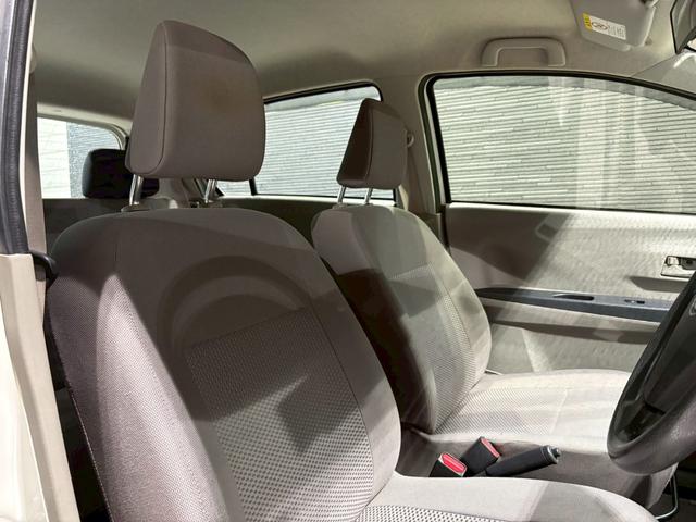 ミライース Ｄ　ユーザー様直接仕入れ車両　ＦＩＺＺ追加２連メーター　１４インチホイールキャップ　純正オーディオ　ＡＵＸ入力端子　マニュアルエアコン　パワーウィンドウ　バニティミラー　アイドリングストップ　車検整備付き（45枚目）