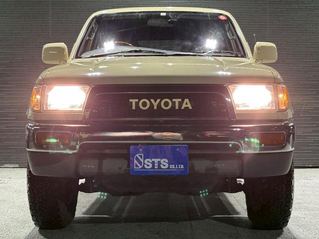 TOYOTA HILUX SURF SSR-X