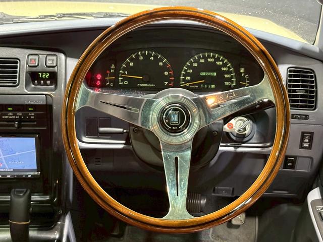 TOYOTA HILUX SURF SSR-X