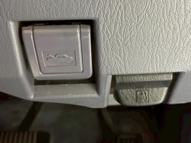 TOYOTA HILUX SURF SSR-X