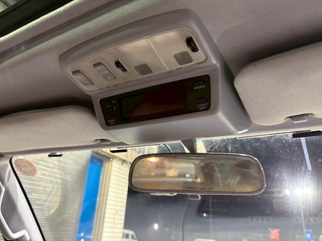 TOYOTA HILUX SURF SSR-X