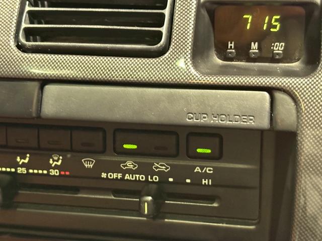 TOYOTA HILUX SURF SSR-X