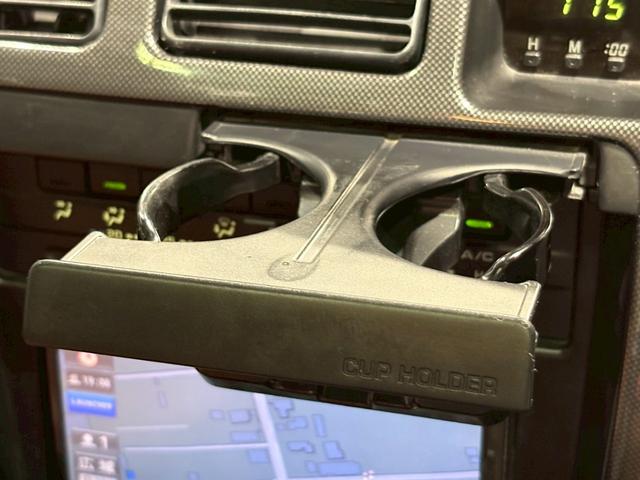 TOYOTA HILUX SURF SSR-X