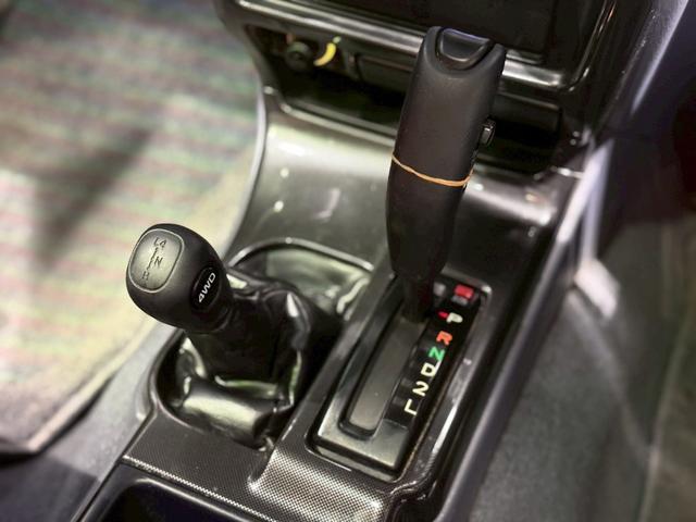 TOYOTA HILUX SURF SSR-X