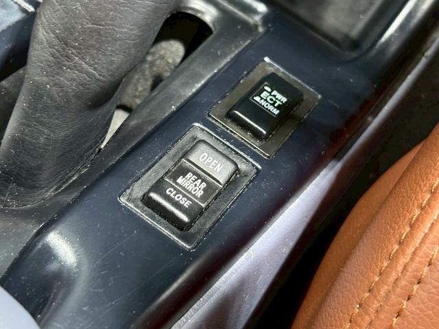 TOYOTA HILUX SURF SSR-X